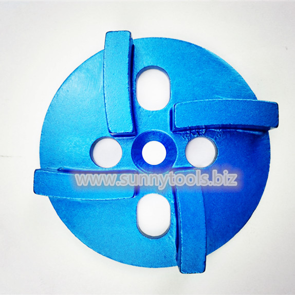 Алмазная шлифовальная тарелка 100 мм для бетона и терраццо