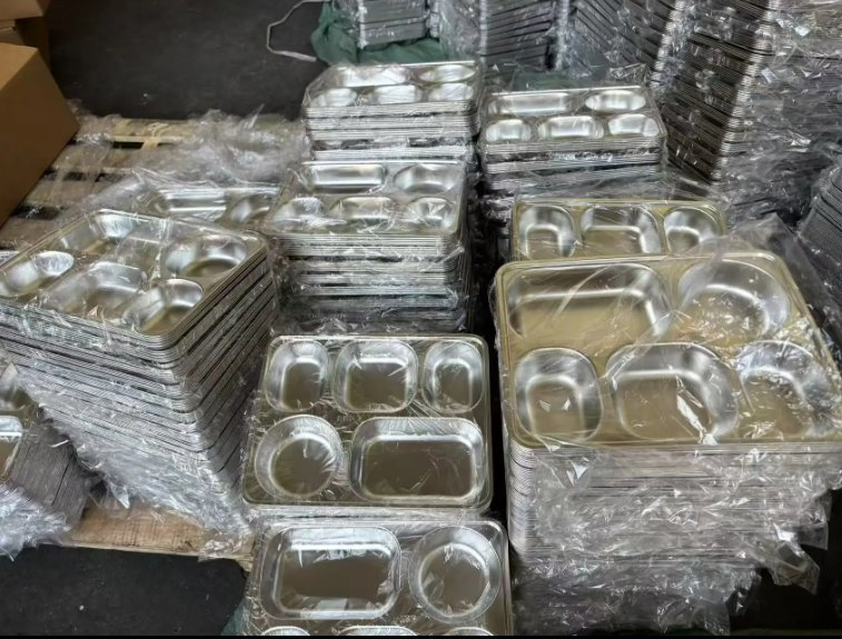 Durable 201 Stainless Steel 4/5 Compartment Rectangular Dinner Plate Fast Food Plate