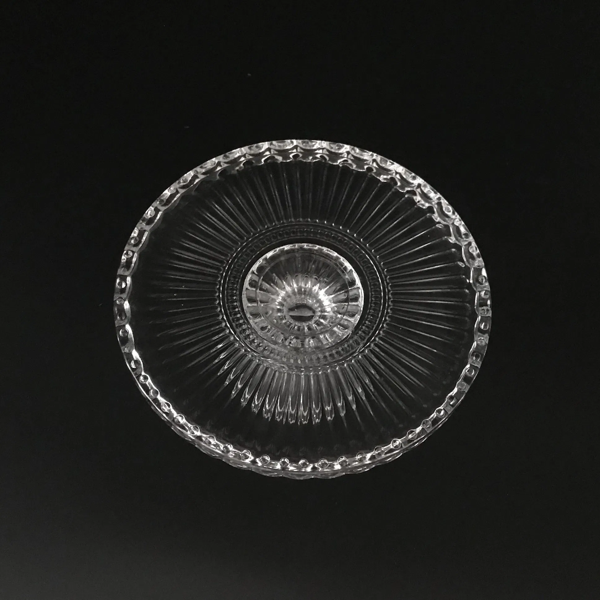 Elegant Footed Glass Dessert Platter for Stylish Serving