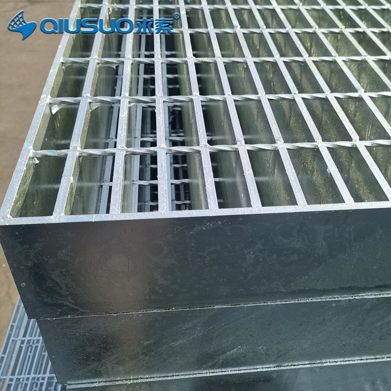 Hot Selling Hot Dipped Gal. Steel Grating Trench Drain Cover Used for Drainage System