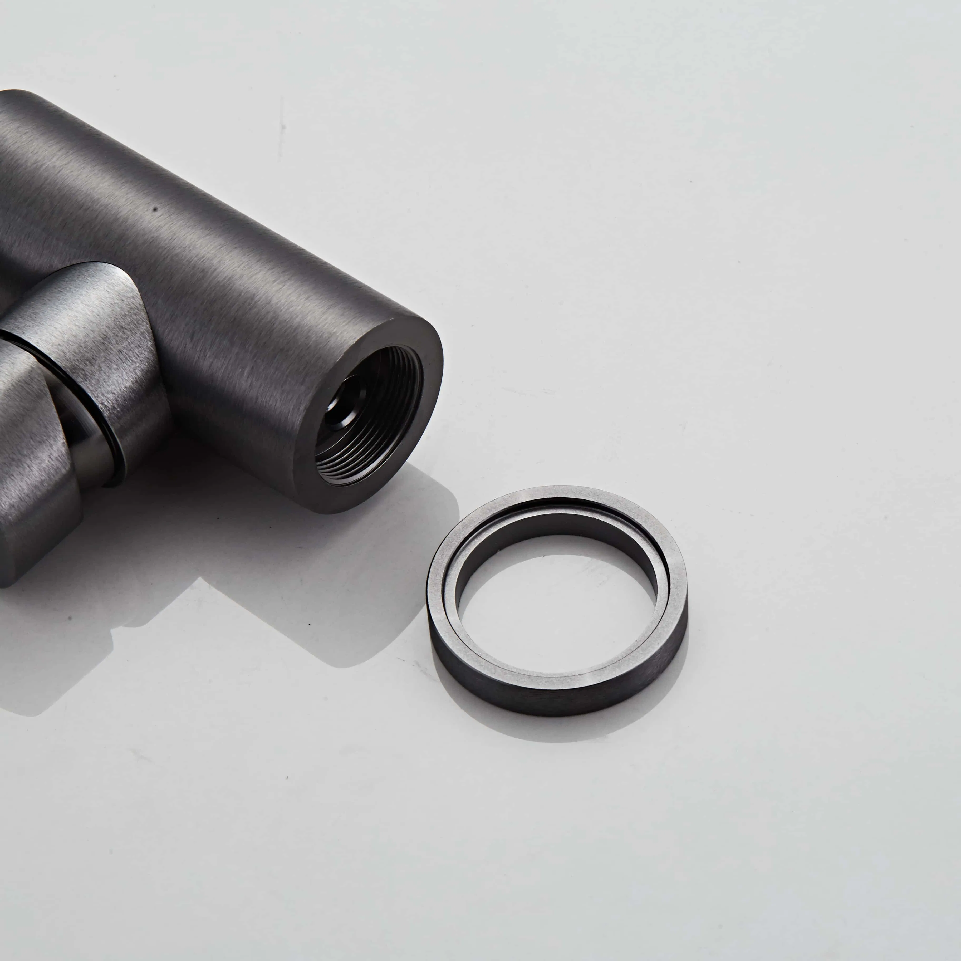 Смеситель для кухни однорычажный водопадный