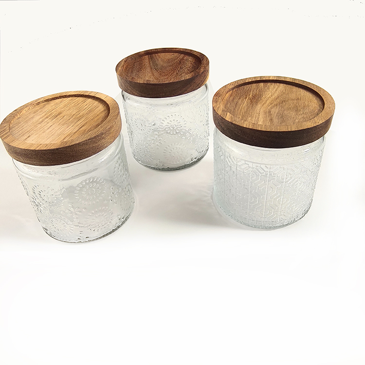 500ml 700ml Embossed Glass Sealed Storage Jar Wooden Lid