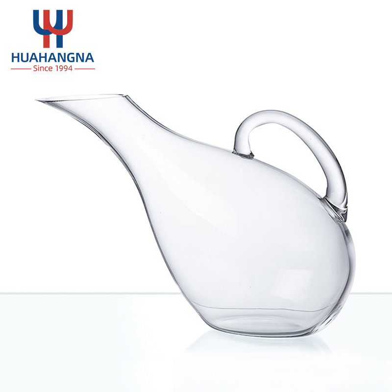 2000ml Large Size Mallard Handled Clear Glass Red and White Wine Carafe Manufacturers