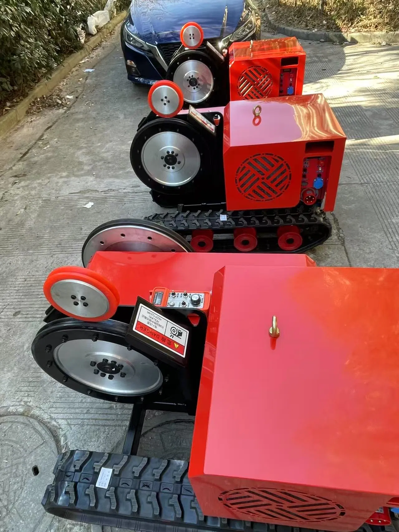 Portable Crawler Electric Remote Control Wire Saw Machine Diamond Wire Saw Machine
