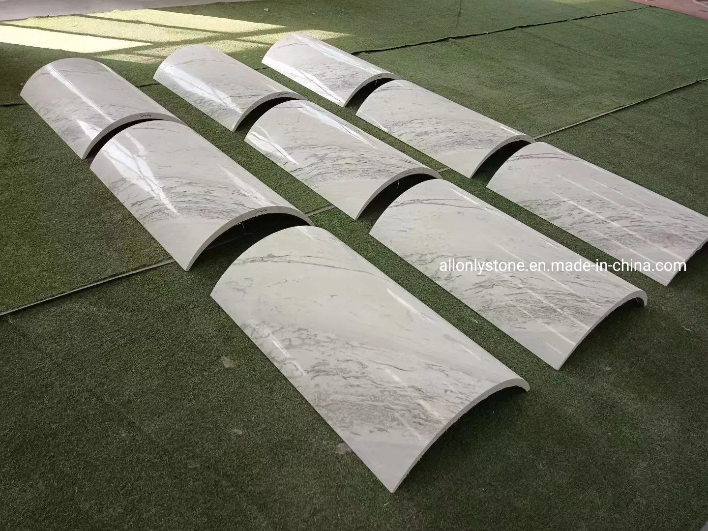 Natural Stone White Snow White/Volakas White/Calacatta White Column Round Pillar Marble Design