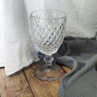 Набор серых хрустальных бокалов для вина