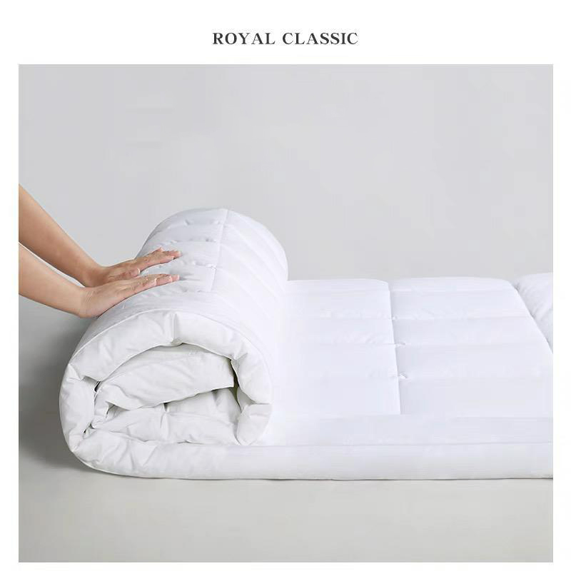 Custom High Quality Fiber Proof Wholesale Down Alternative Mattress Topper