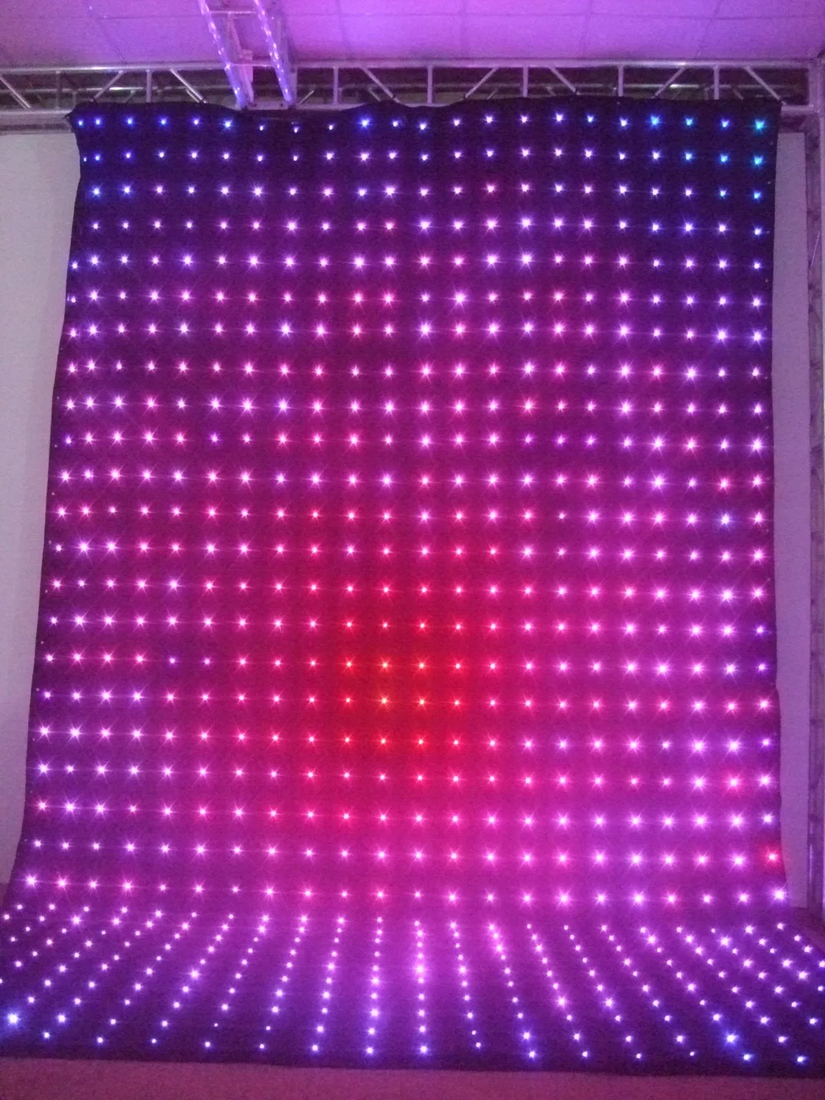 P90 P100 P180 P200 LED Video Curtain for Events
