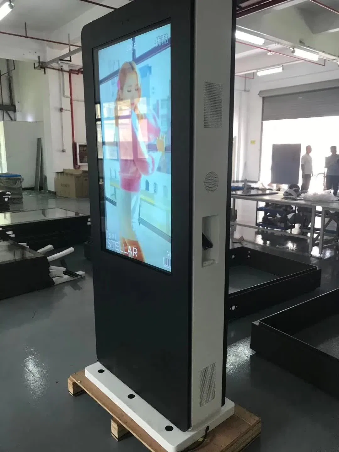 49 Inch Outdoor Pcap Touchscreen Digital Kiosk with High Brightness LCD for 24/7 Operation