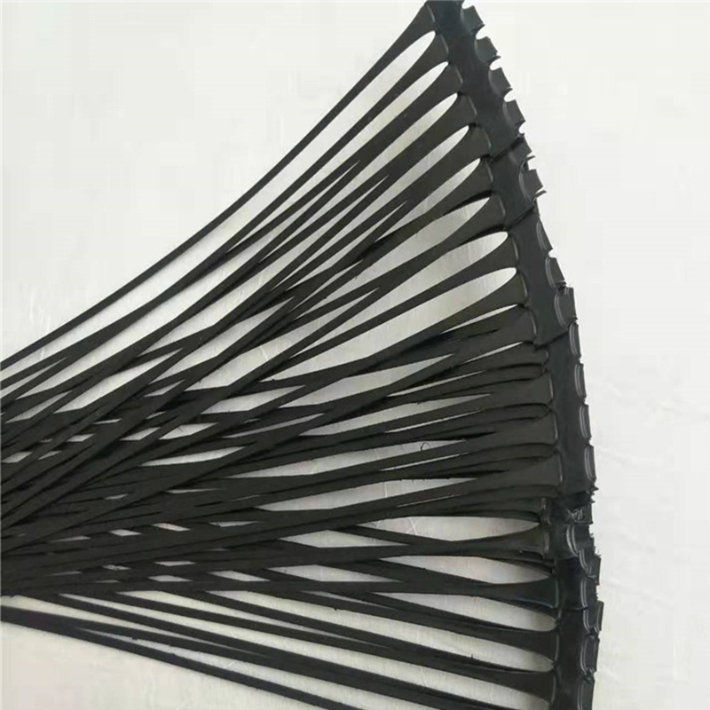 Strong and Stable Uniaxial Geogrid, 120-120kn, Perfect for Demanding Infrastructure Applications
