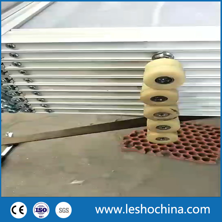 Commercial Aluminium PC Polycarbonate Transparent Clear Folding Doors for Beauty Store