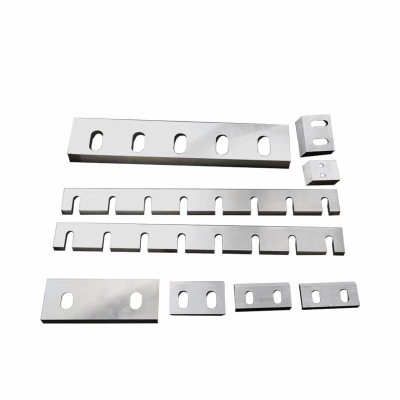 New H13 65mn 9crsi Cr12MOV SKD-11 D2 DC53 Material Knife with High-Speed Alloy Iron Industrial Blades for Crusher Shredder Machine Cutting Plastic Rubber