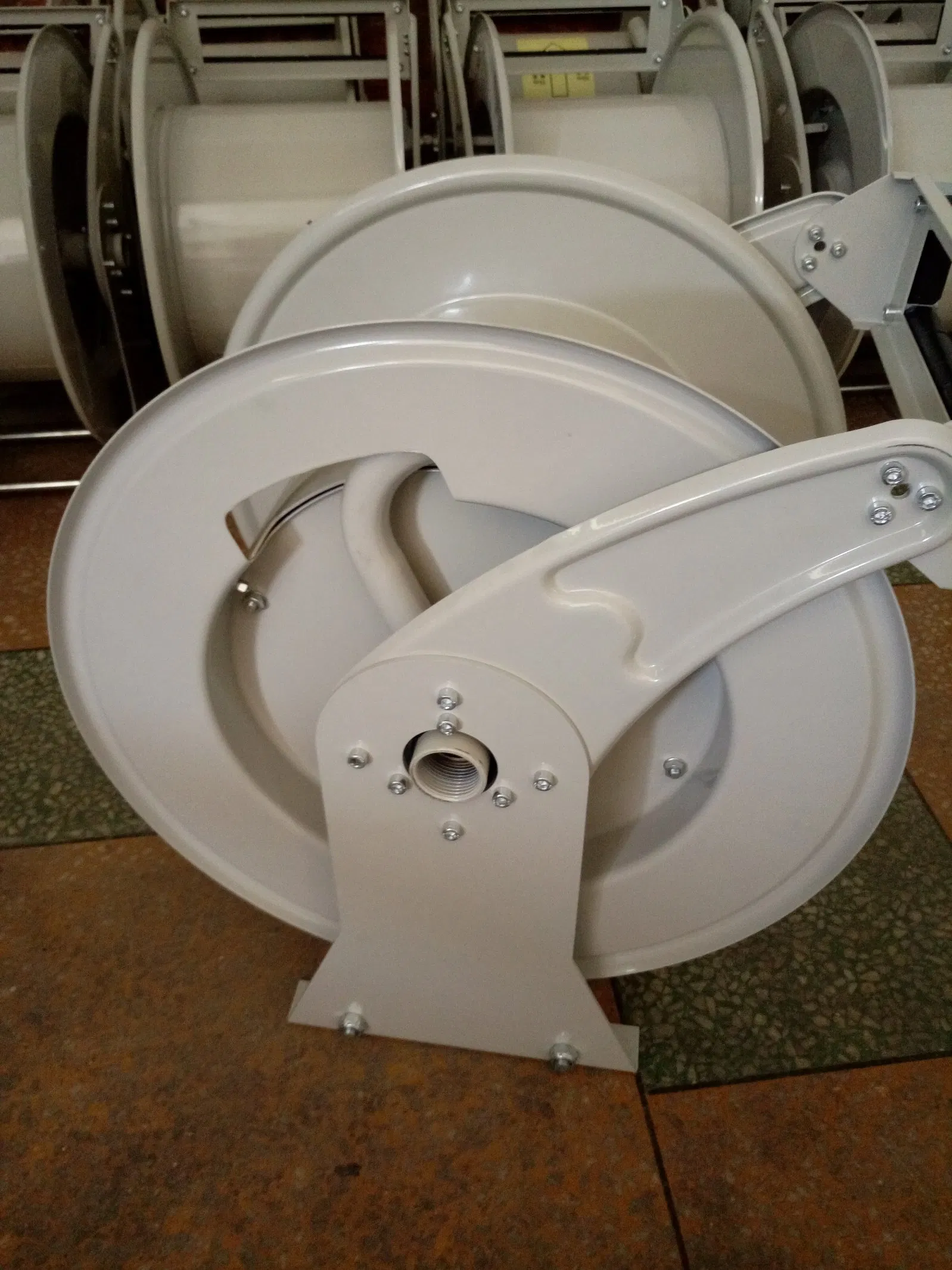 Automatic Rectractable Hose Reel for Diesel Gasoline Fuel