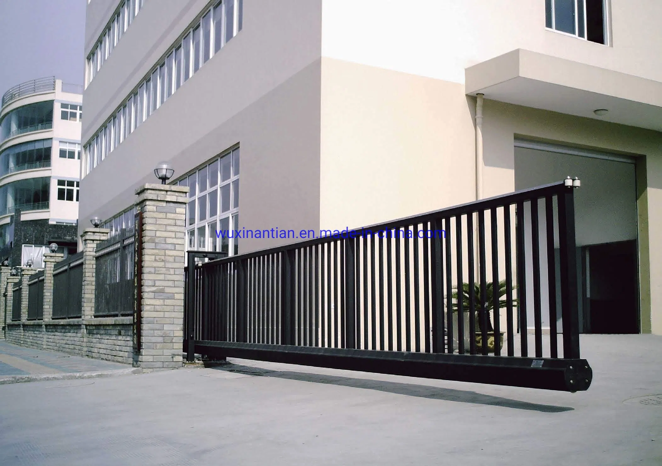 Aluminum Cantilver Sliding Gate Powder Coating Finshing