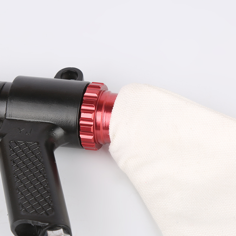 Пневматический пистолет для обдува с пылесборником