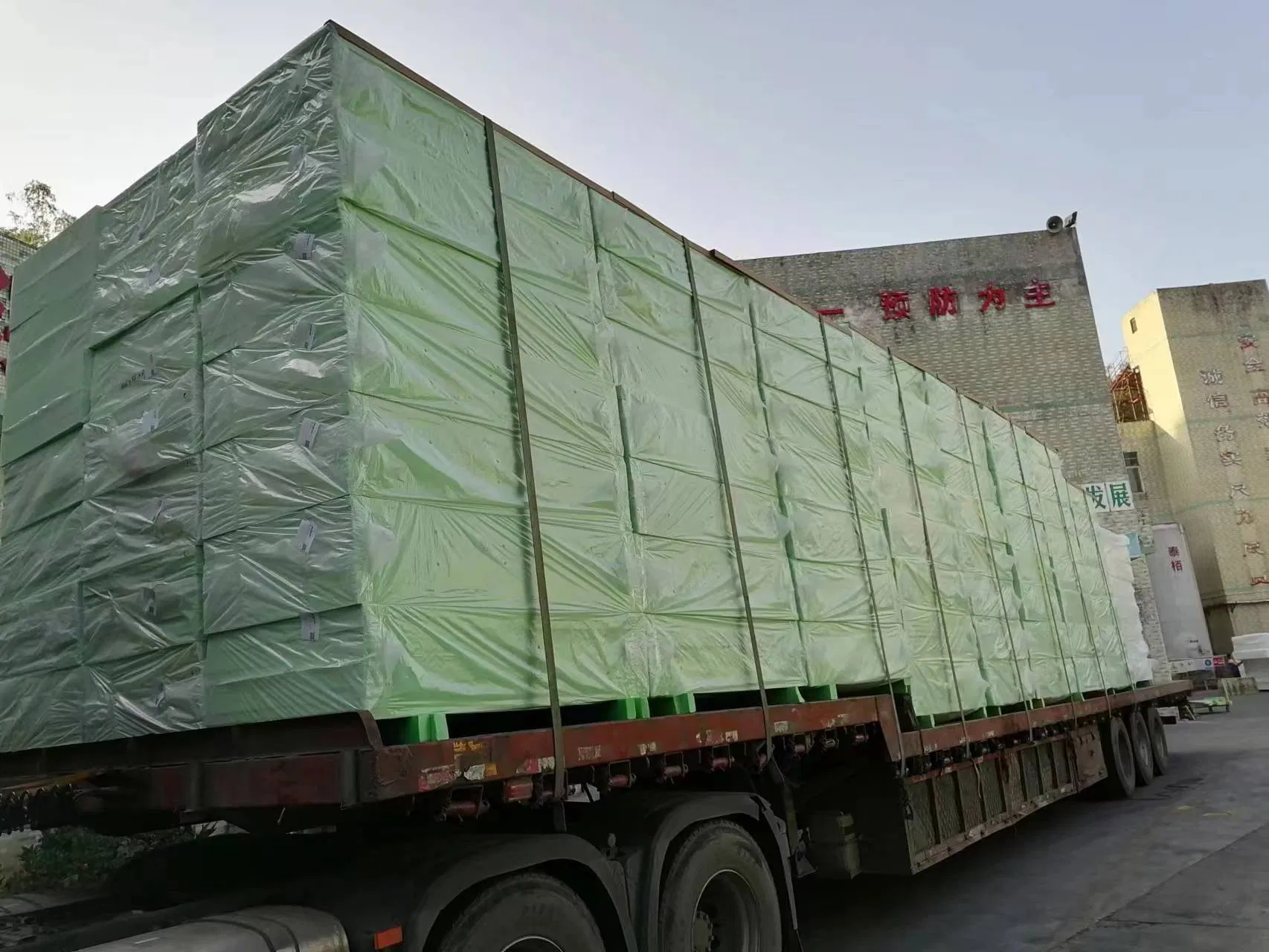 High Strength Extruded Foam Board Green Bathroom Partition Board Waterproof and Moisture-Proof