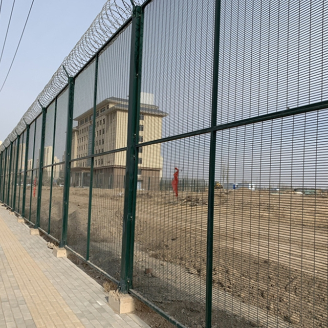 High-Quality Anti Climb Mesh 358 Security Mesh Fence