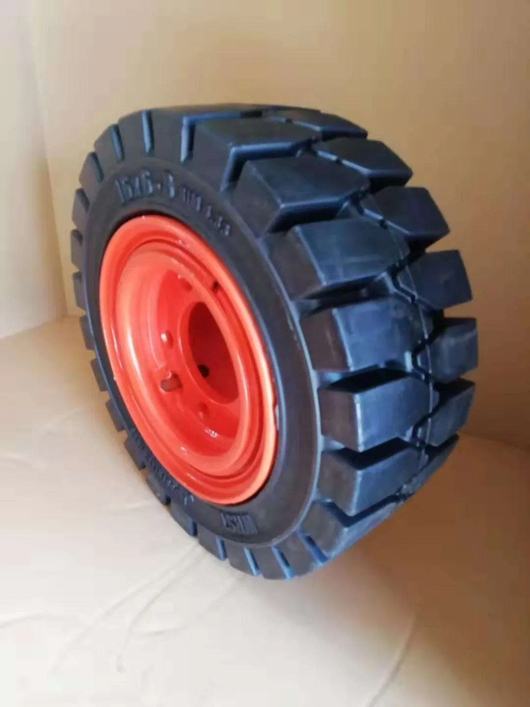 Solid Tire for Forklift 28X9-15, 6.00-9, 6.50-10, 7.00-12, 6.00-15, 7.00-9