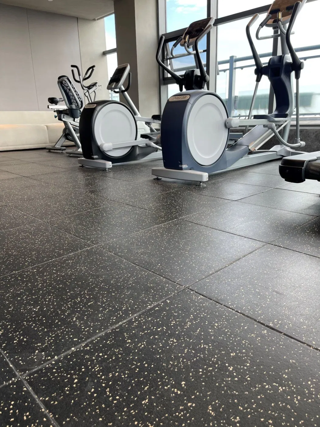 Four Seasons, Ritz-Carlton, Westin 5-Star Luxury Hotel Commercial High-End Gym Rubber Flooring