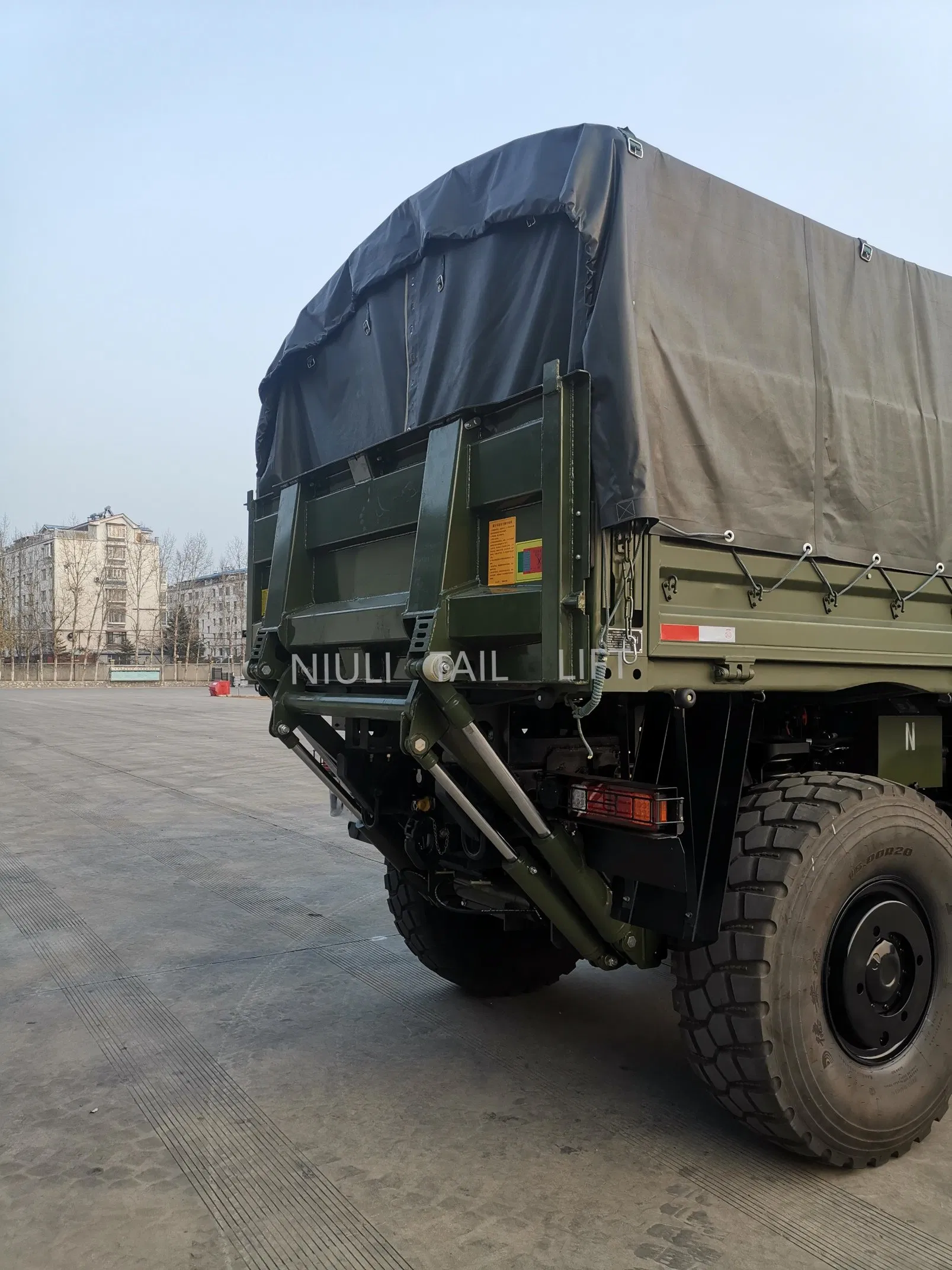 Алюминиевый складной подъемник для пикапа и фургона 3000 кг