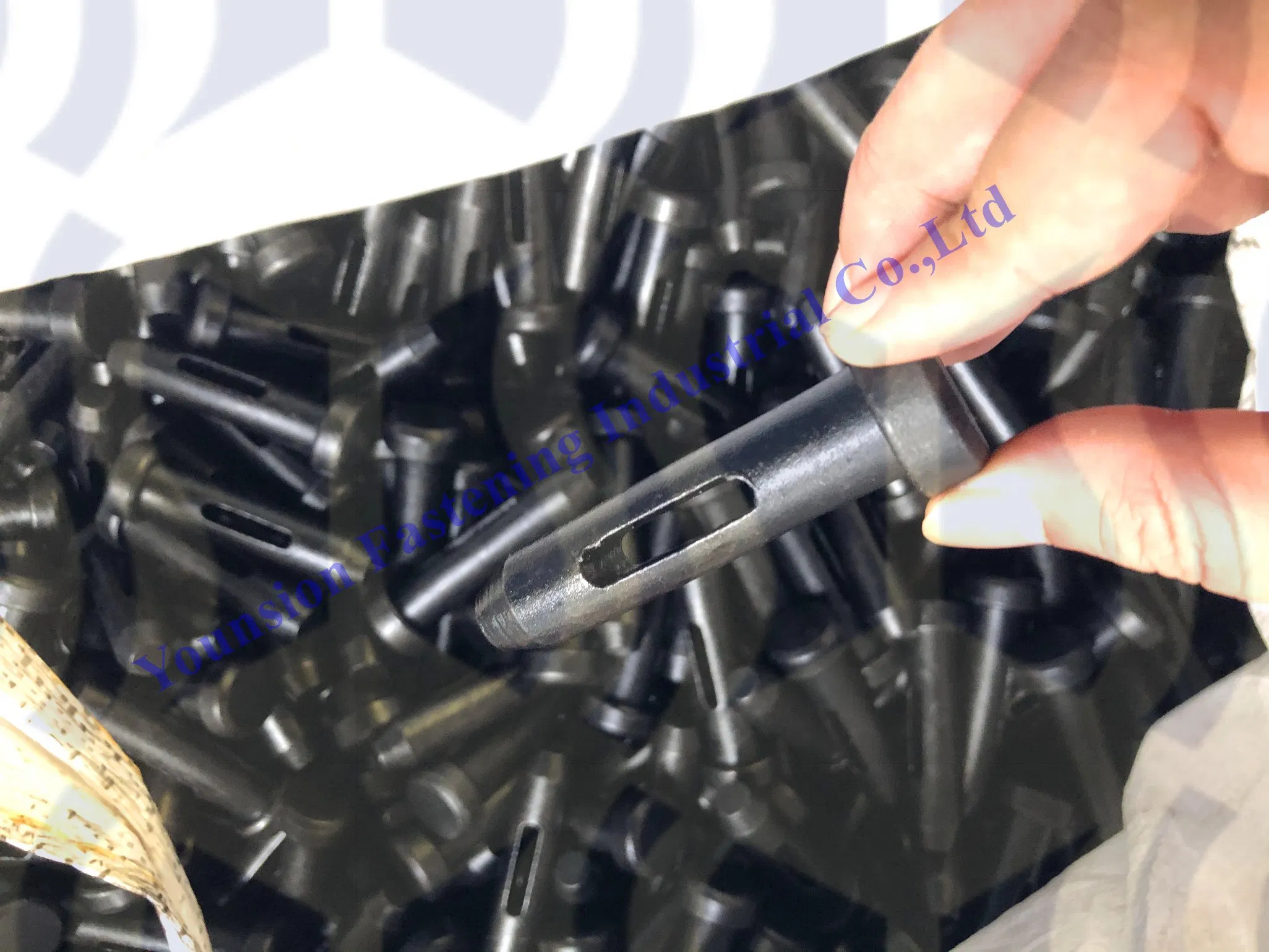 C1045 Black Quick-Start Curved Wedge and Tapered Mivan Pin