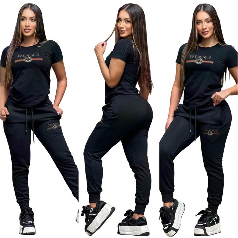 Комплект женский стильный трендовый