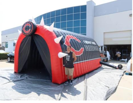 2023 New Custom Inflatable Football Mascot Tunnels Huskies