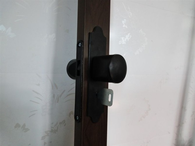 Modern Design Interior PVC Accordion Shutter Door Foldable Plastic with Finished Surface Push Pull Opening Waterproof Feature