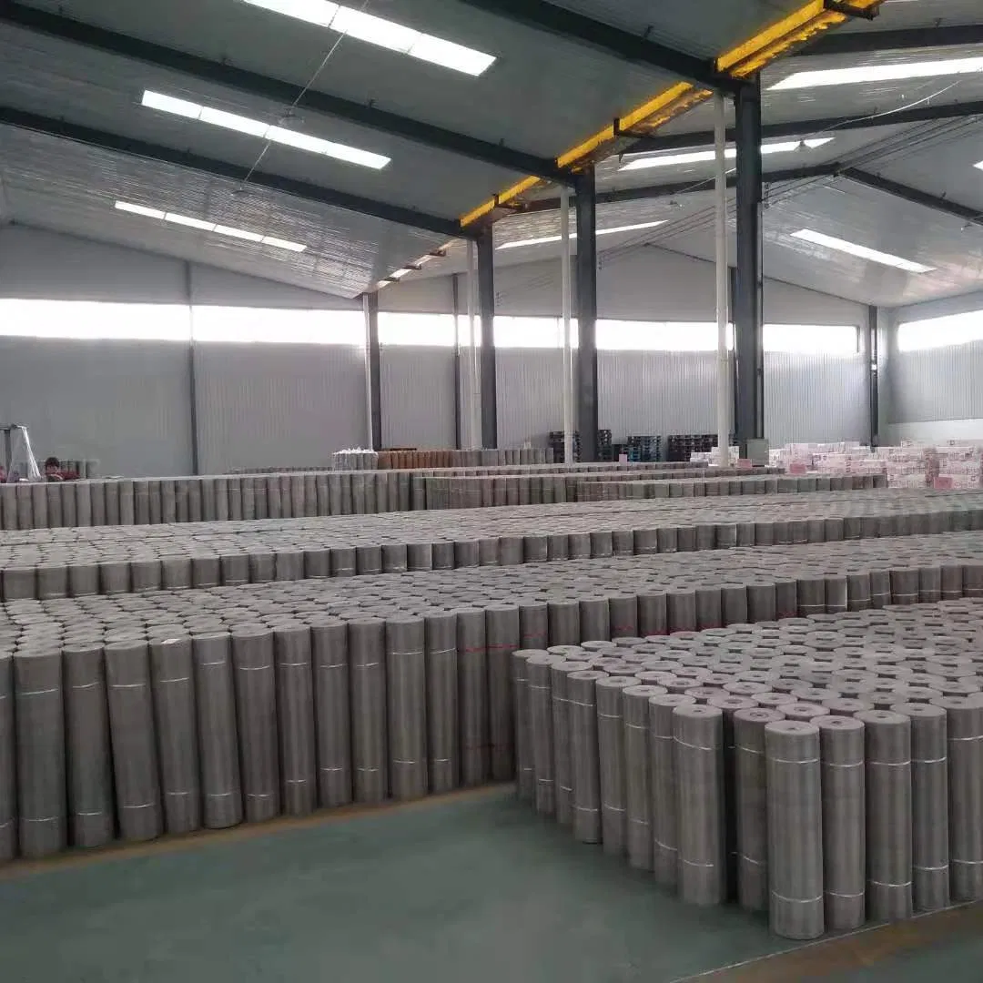 The South American Market Specializes in The Production and Supply of Aluminum Mesh and Mosquito Nets.