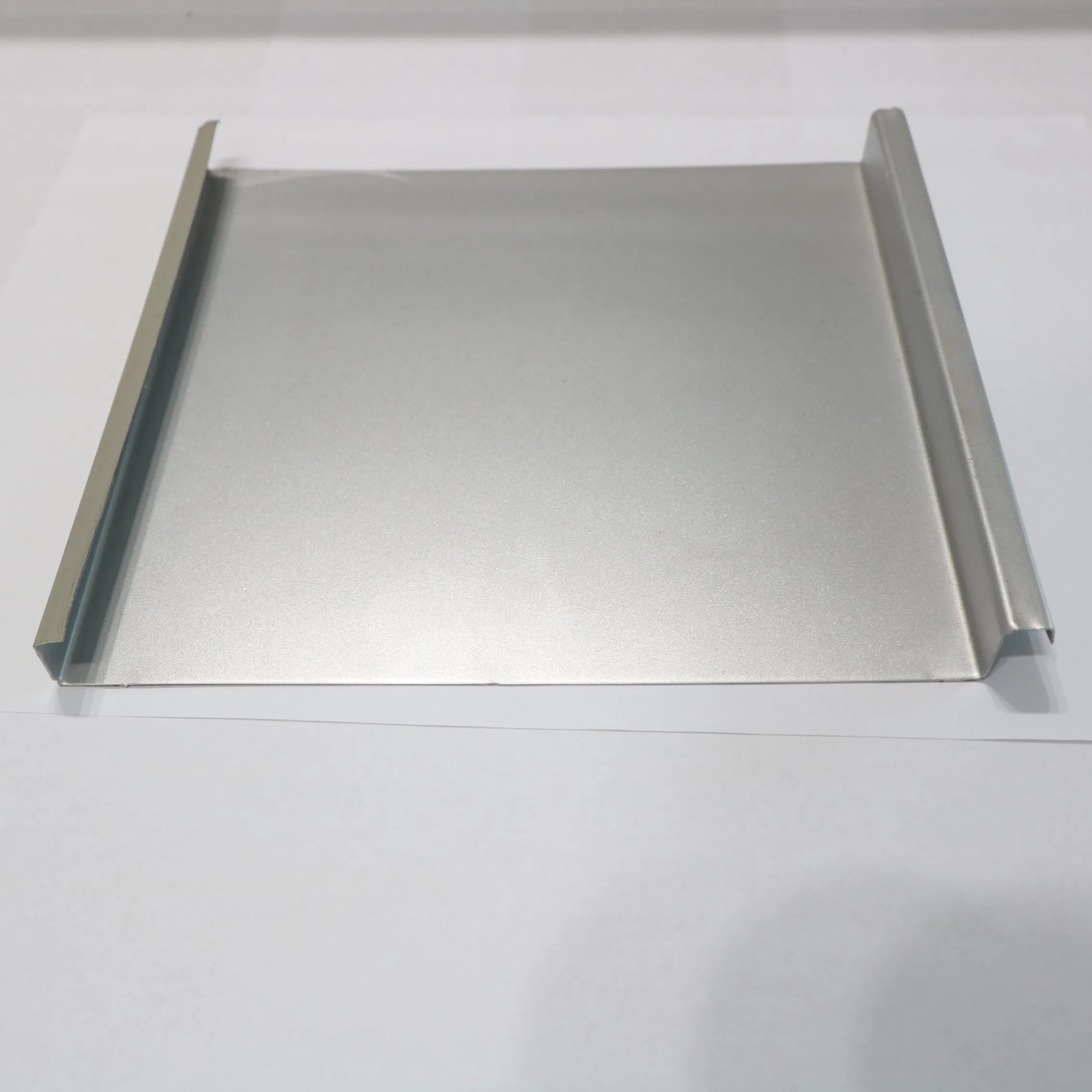 China Goods Building Material Waterproof and Fireproof Metal Roof System