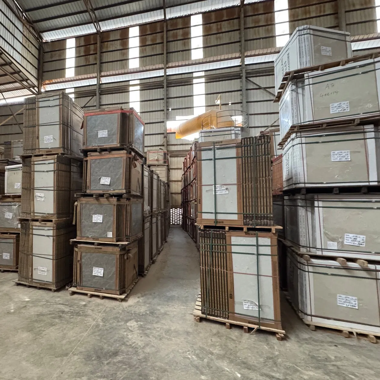 Керамогранит 600x600 антискользящий матовый серый