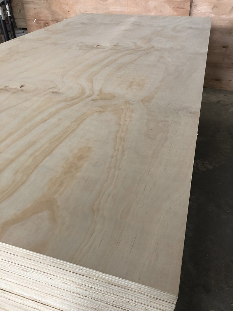 Сосновая фанера E1 18мм C/D