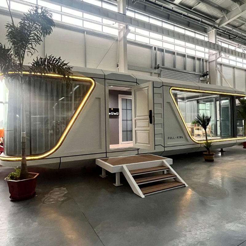 High Quality Luxury Modular Mobile Apple Cabin Hotel Prefab Space Capsule