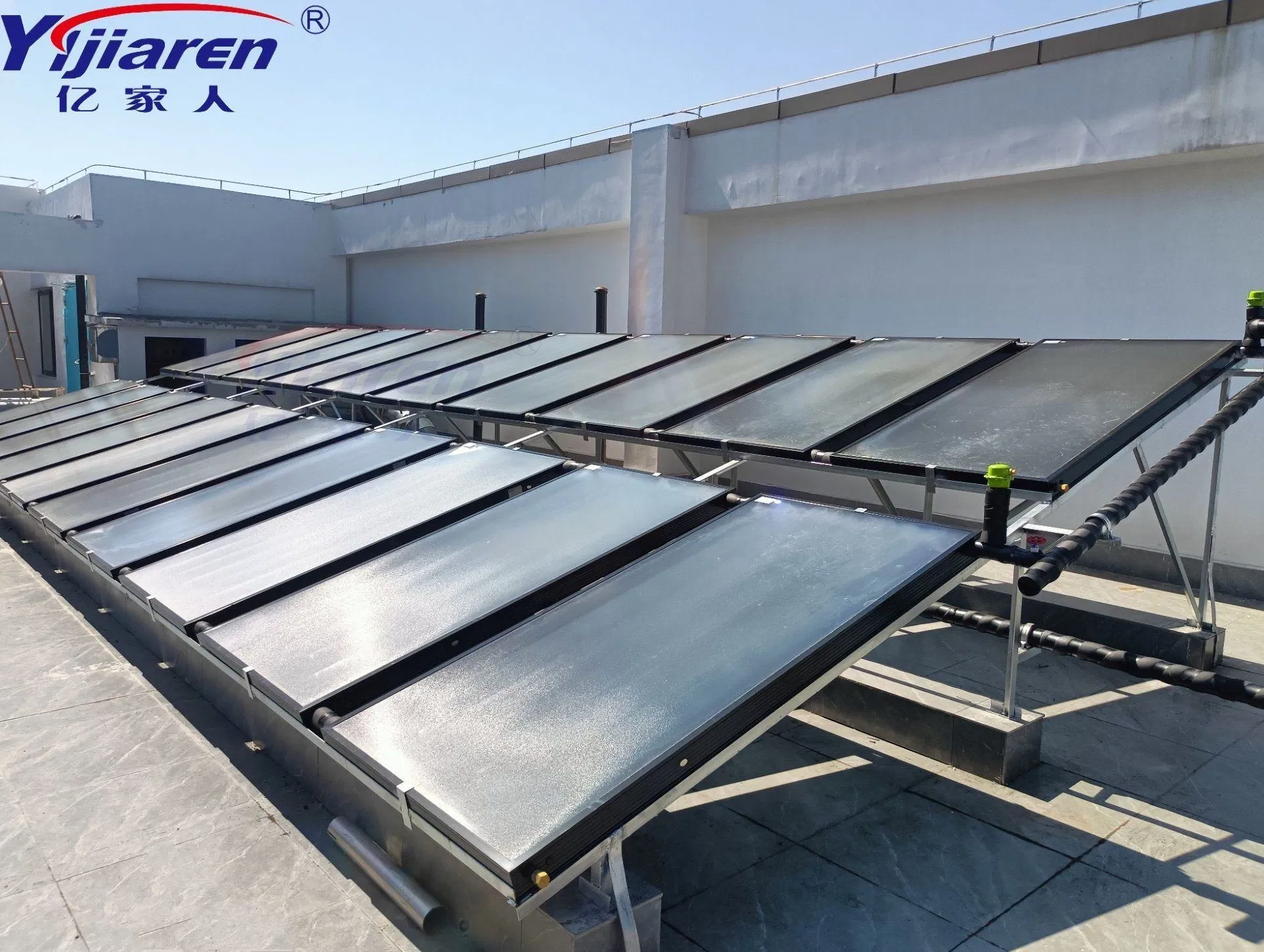 Высокоэффективный плоский солнечный водонагреватель