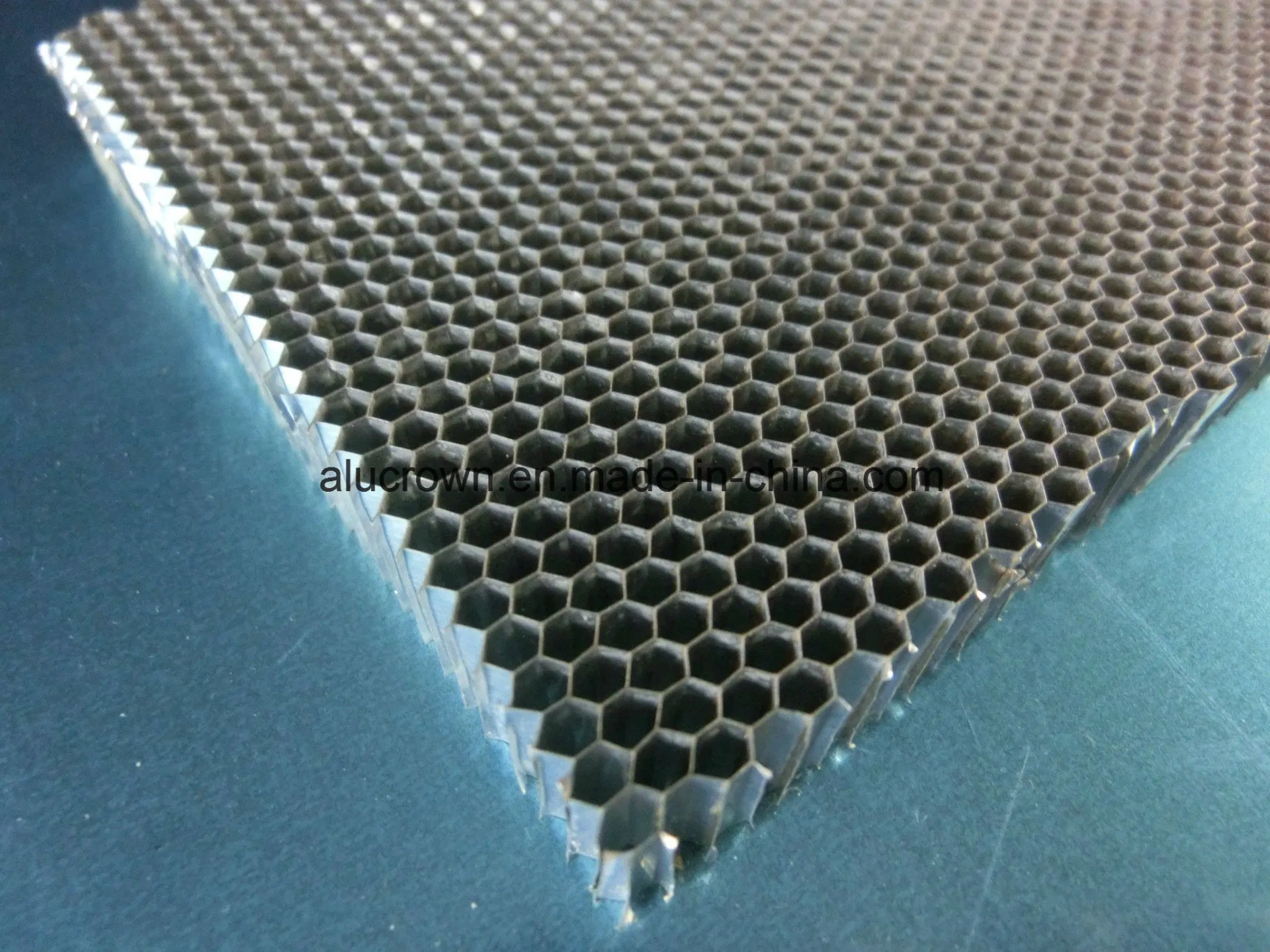 Competitive Price Aluminum 3003 Honeycomb Core Expanded Block
