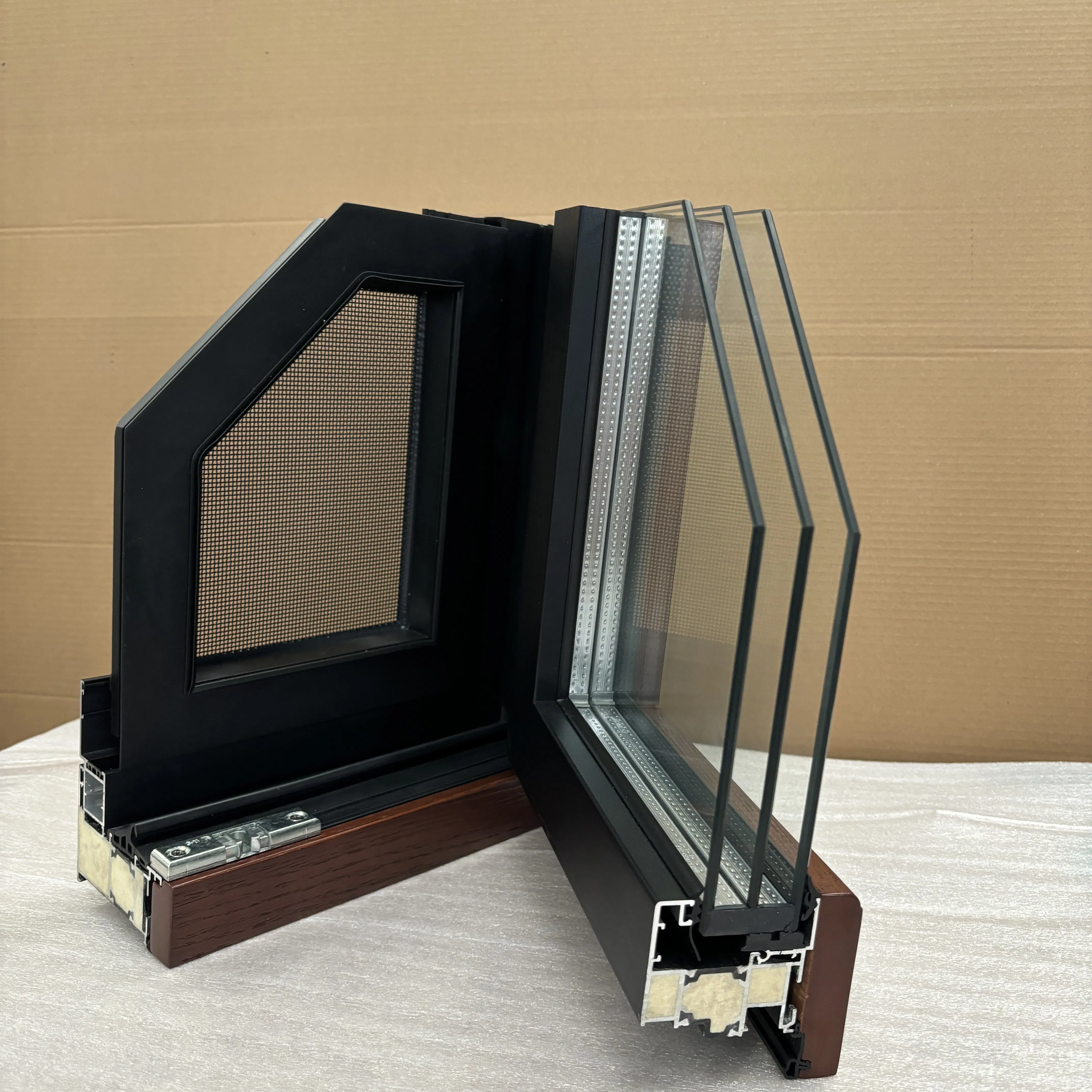 Solid Wood Oak Aluminum Aluminium Casement Swing Window with Mosquito Net Screen Double Glazed for Home Church Hotel Villa