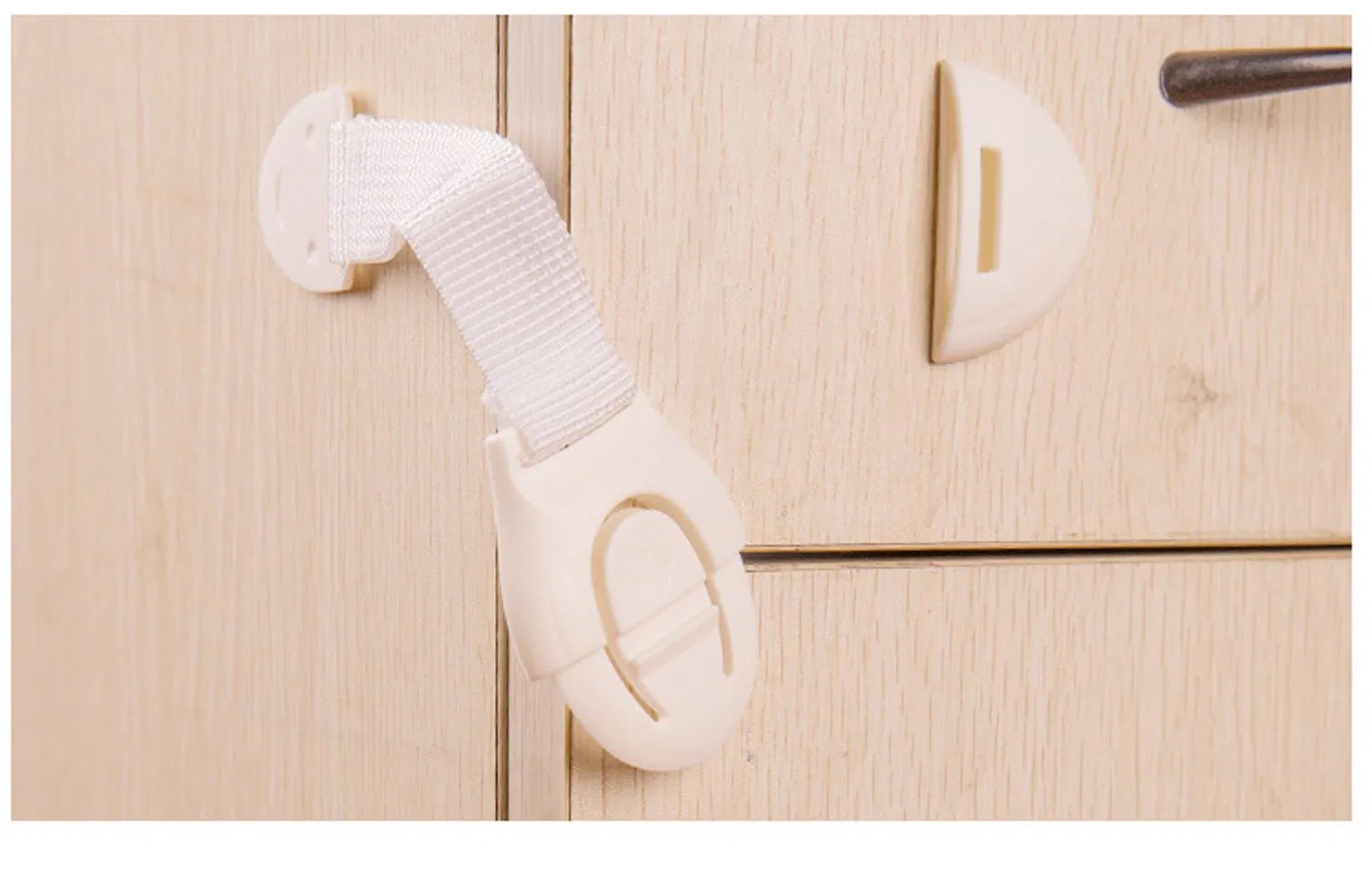 Child Safety Cabinet Proofing Safe Quick and Easy Cabinet Drawer Door Latches Baby Locks