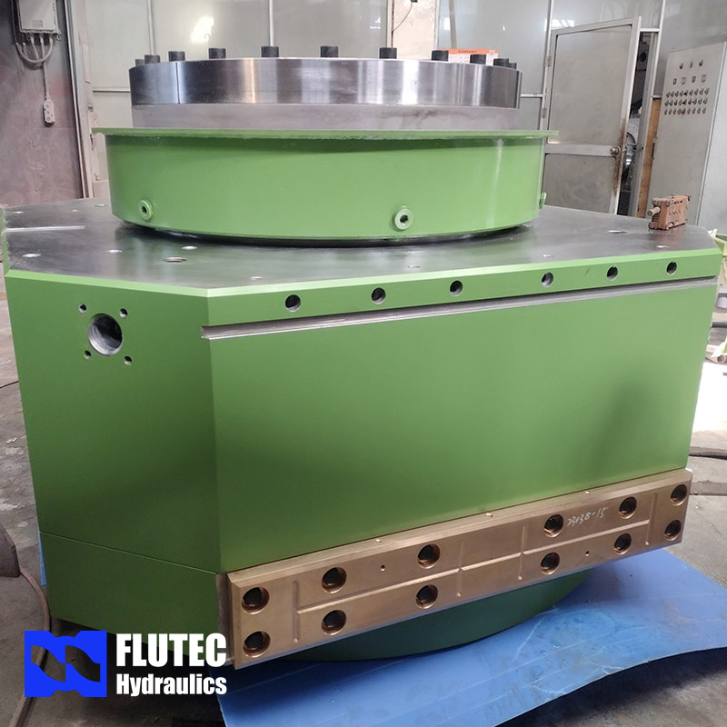 Гидроцилиндр двухстороннего действия AGC для металлургии