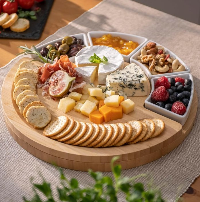 Набор для сыра из бамбука с ножами и мисками