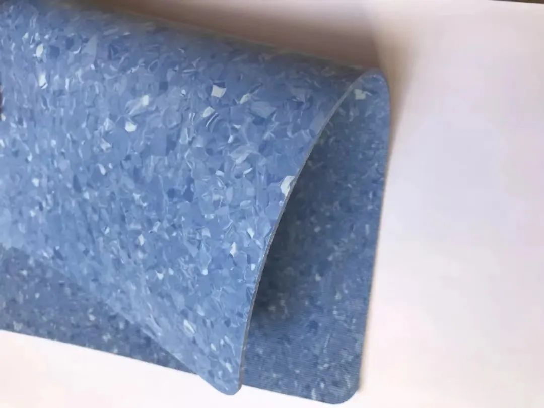 Рулонный ПВХ линолеум для пола