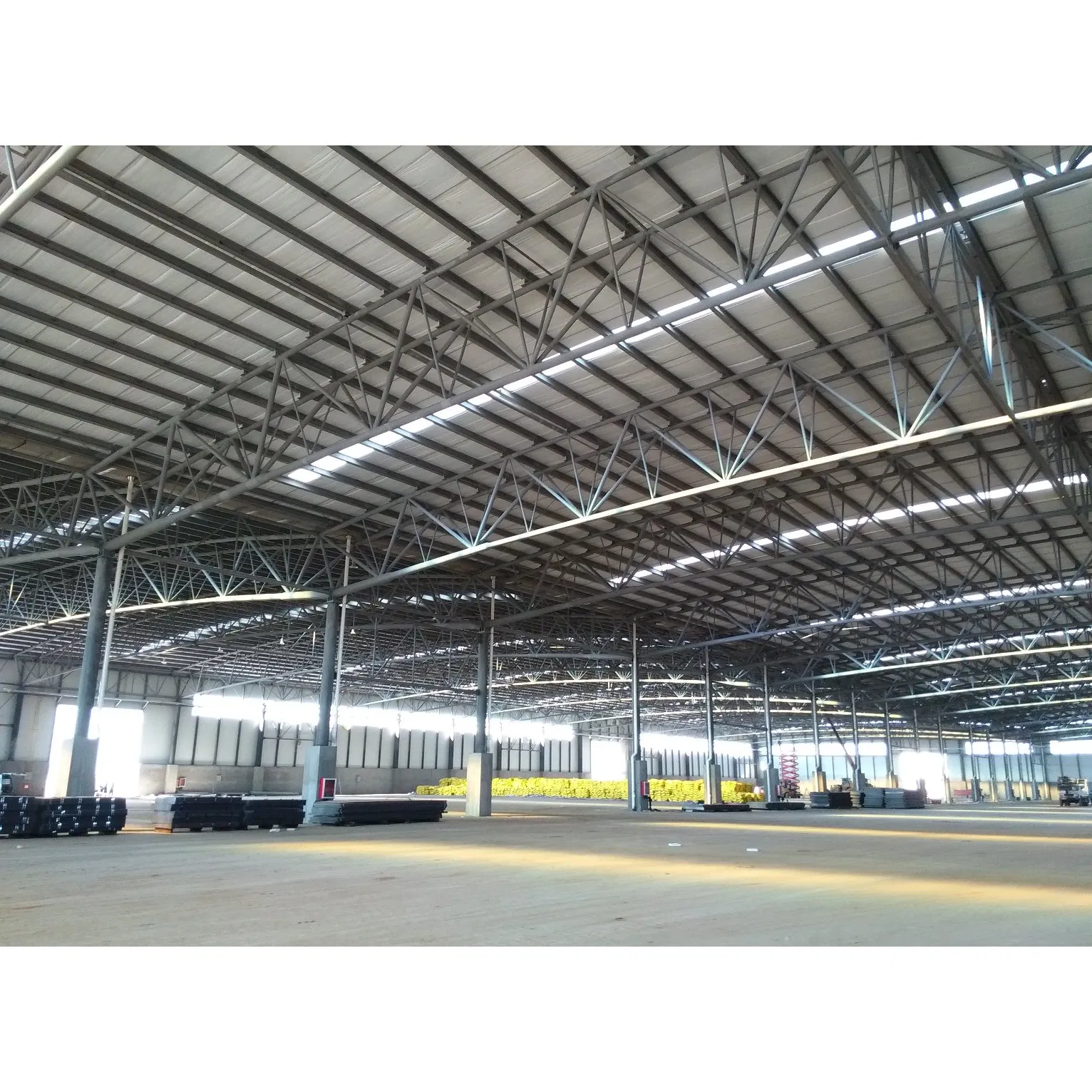 Factory Price Light Steel Structure Building Material Construction China Prefabricated Building Structural Warehouse