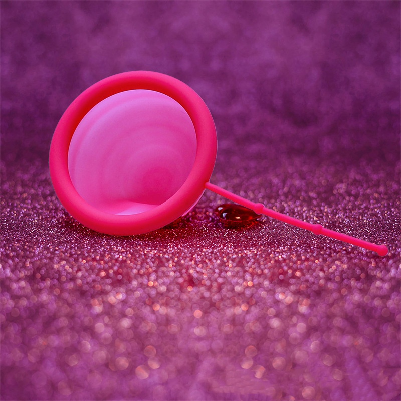 Wholesale Futurize Reusable Medical Silicone String Menstrual Cups Eco-Friendly Silicone Menstrual Disc