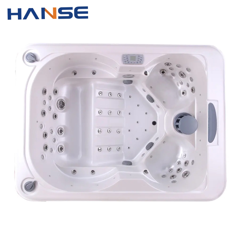 Гидромассажная ванна на 3 персоны с двумя лежаками