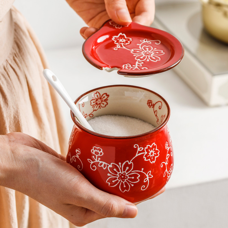 Набор керамических баночек для специй с подносом