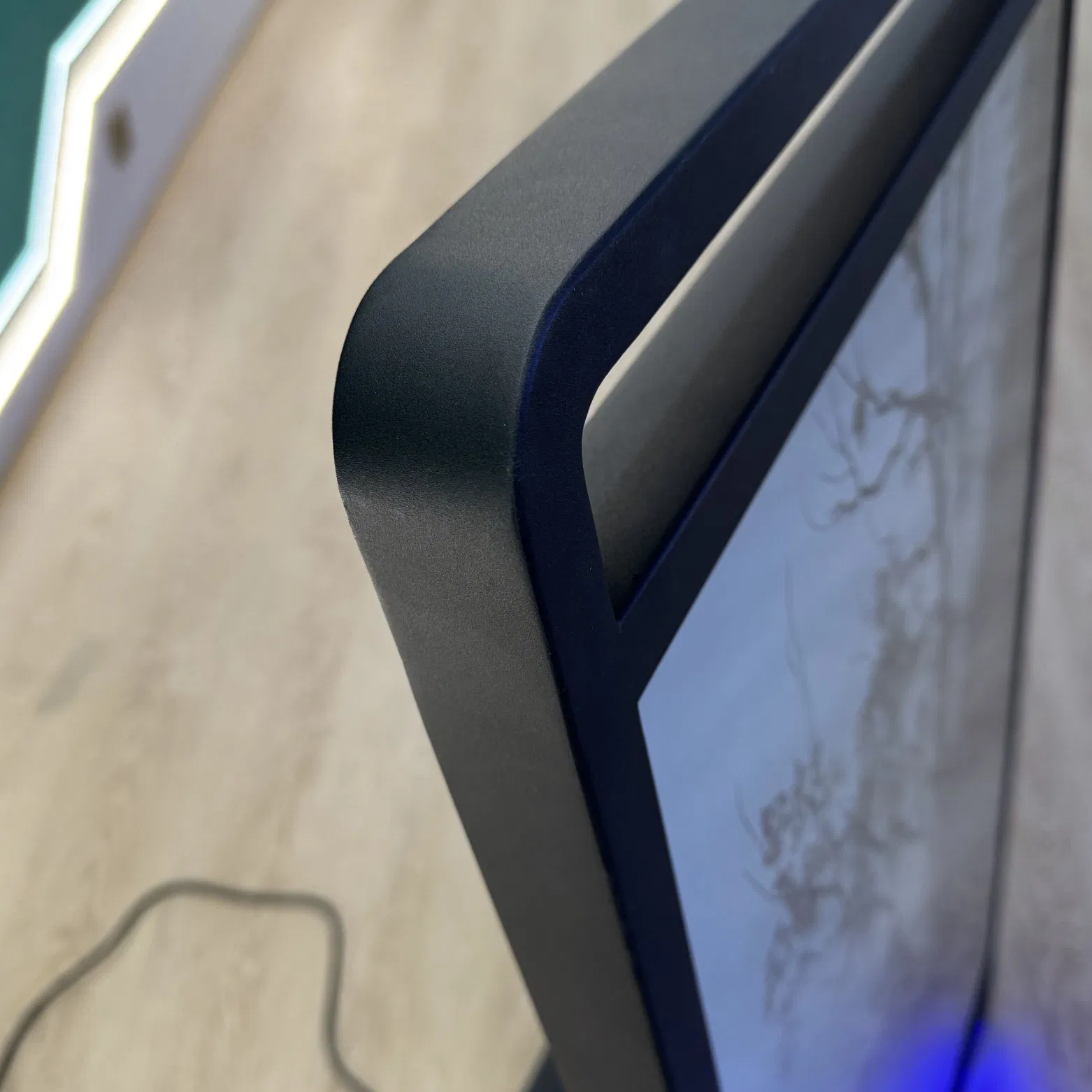 Large Digital Board Advertising Display 1920X1080 FHD Signage Screen for Shopping Mall/Restaurant/Hotel