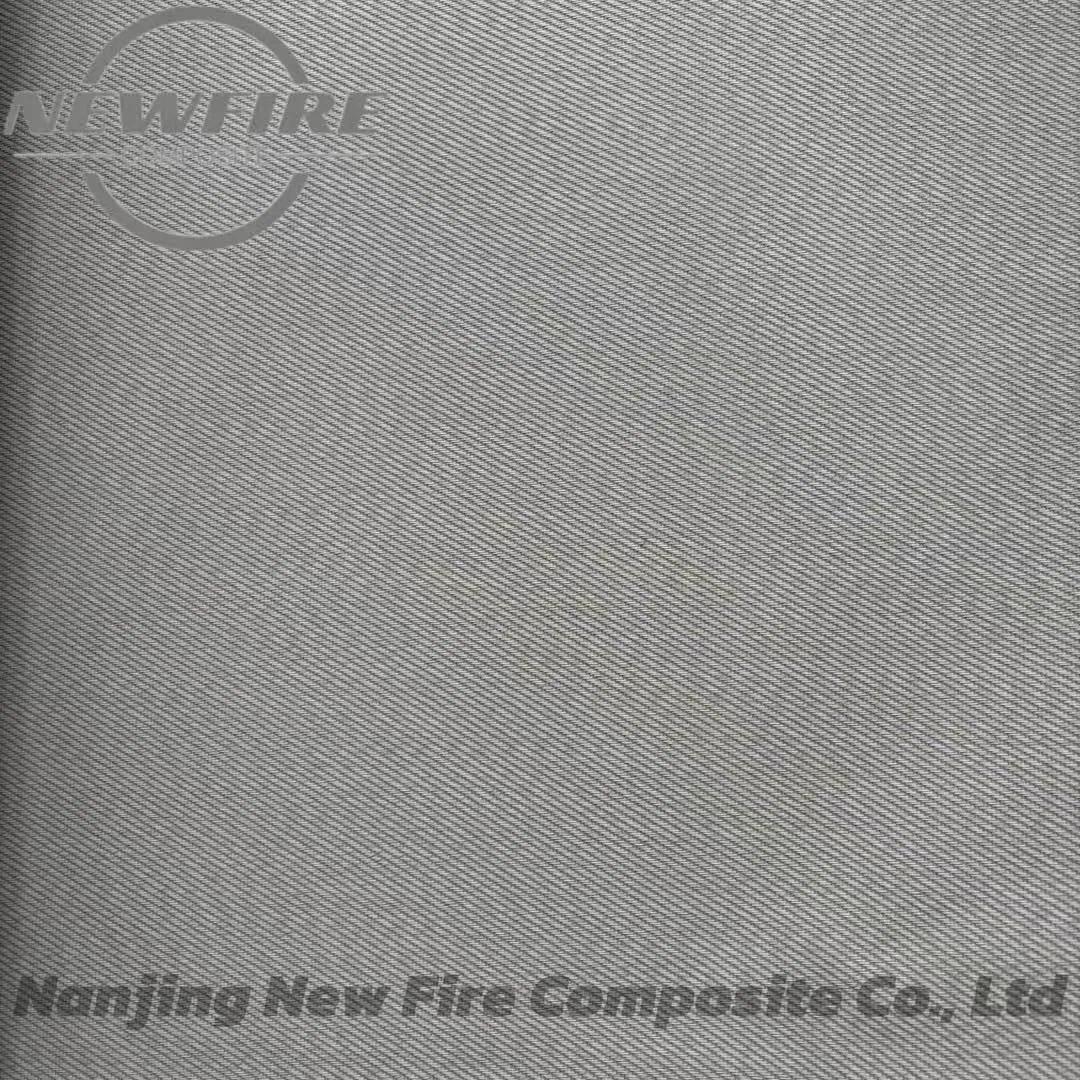 1580~1770º C Steel Wire Reinforced Glass Fiber Cloth, Can Be Used for Fireproof Rolling Shutter Doors