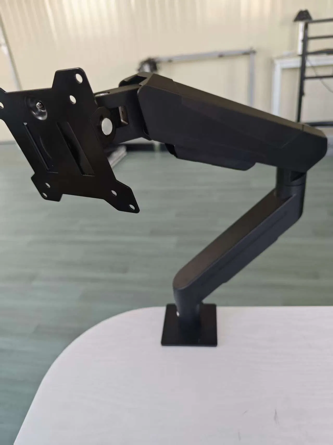 Кронштейн для монитора настольный складной