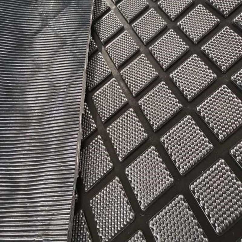 Horse Stable Anti-Slip Antislip Black Reinforced Solid Rubber Mat