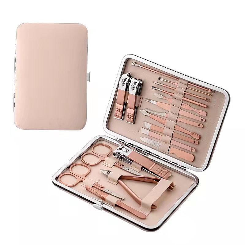 Wholesale Stainless Steel Large 18 Piece Manicure Pedicure Set