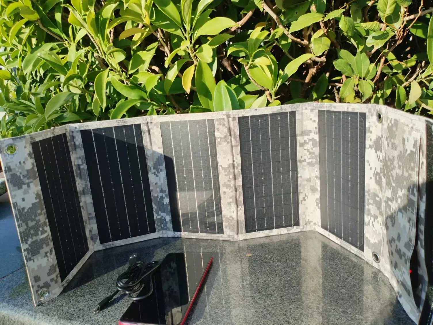 25W 5 Foldable Outdoor Solar Battery Charger for Mobile Phones Power Bank